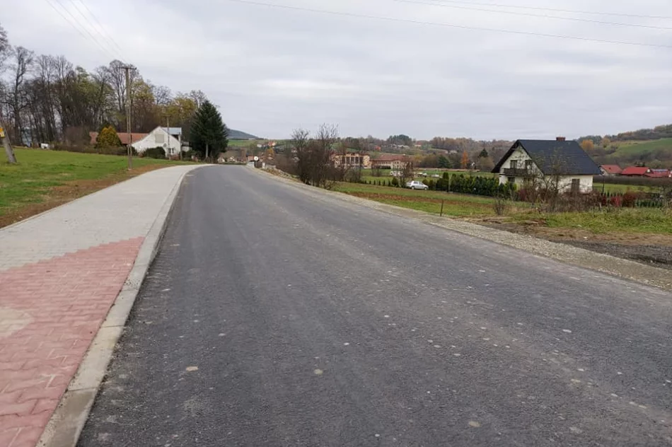 Gmina dokonała odbioru drogi - jej przebudowa kosztowała ponad 1,2 mln zł - zdjęcie 5