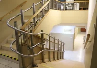 Budynek Urzędu Gminy Limanowa coraz bardziej przyjazny osobom niepełnosprawnym - zdjęcie główne