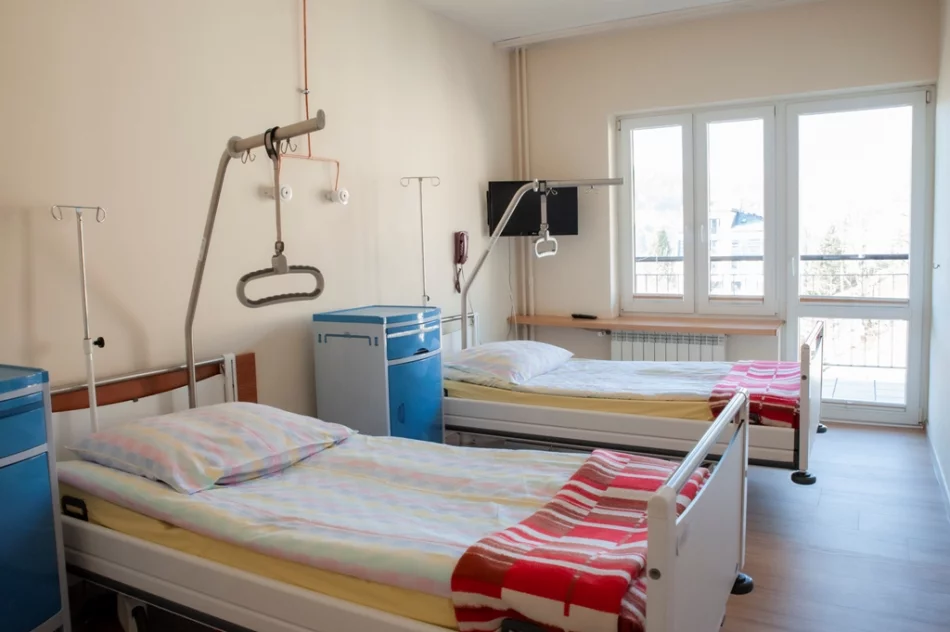 Pierwszy szpital tymczasowy na południu oddany do dyspozycji medyków - zdjęcie 7