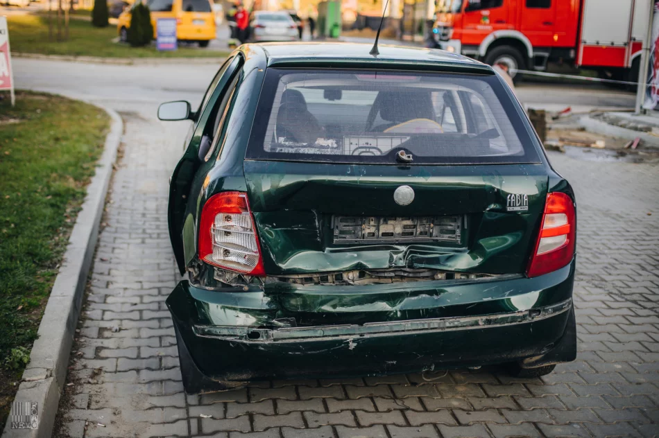 Zderzenie trzech aut na drodze powiatowej - zdjęcie 4