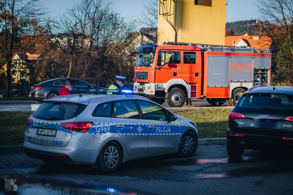 Zderzenie trzech aut na drodze powiatowej - zdjęcie 7