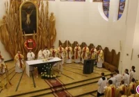 12 alumnów przyjmie święcenia w Męcinie - zdjęcie główne