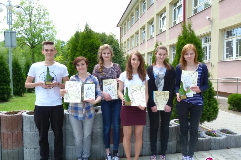 Trzeci z rzędu sukces uczniów 'Ekonoma' w Triadzie - zdjęcie 2