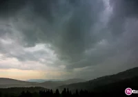 Spadnie nawet 45 l/m2. Meteorolodzy wydają ostrzeżenie hydrologiczne - zdjęcie główne