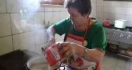 'Ach, dawno to już było' - kulinarne warsztaty dla mieszkańców - zdjęcie 2
