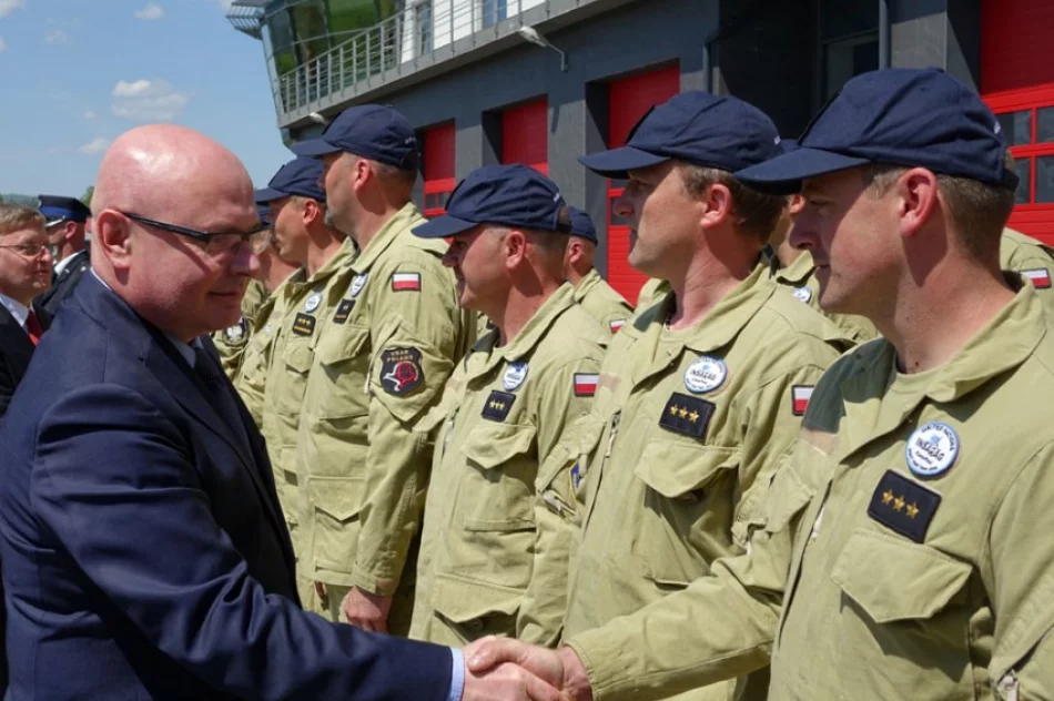 Starosta do strażaków: zasługujecie na szczególne uznanie - zdjęcie 4