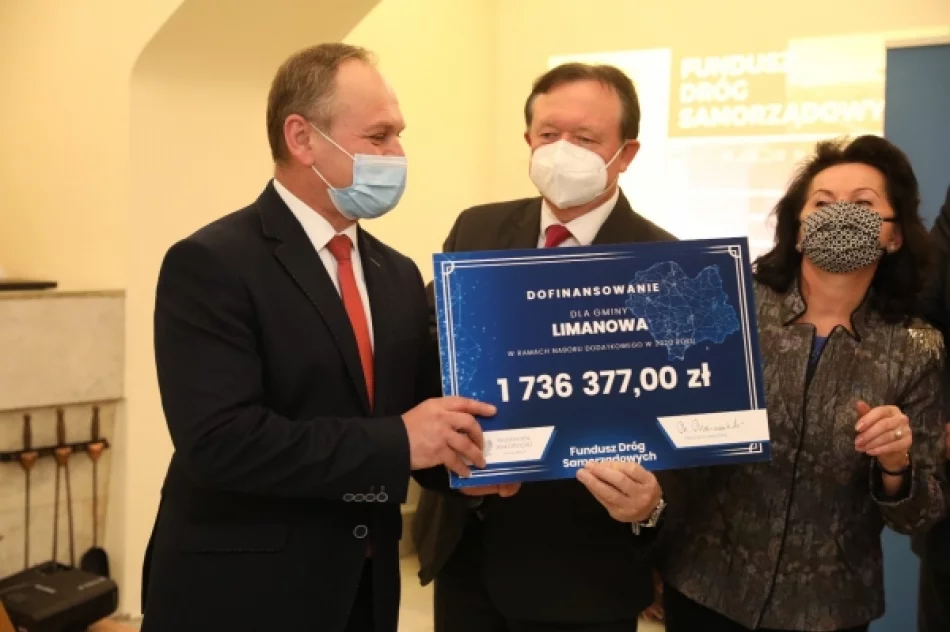 Promesa na ponad 1 mln 700 tys. zł na drogę z Siekierczyny do Jabłońca i Starej Wsi odebrana! - zdjęcie 2