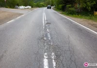 Przeładowane TIR-y niszczą drogę - twierdzi dyrektor PZD - zdjęcie główne