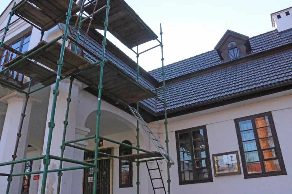 WYMIANA POSZYCIA DACHOWEGO W MUZEUM - zdjęcie 5