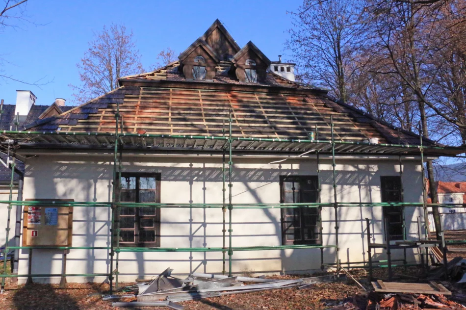 WYMIANA POSZYCIA DACHOWEGO W MUZEUM - zdjęcie 6