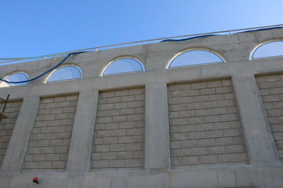 TRWAJĄ PRACE WYKOŃCZENIOWE NA WIELOPOZIOMOWYM PARKINGU - zdjęcie 20