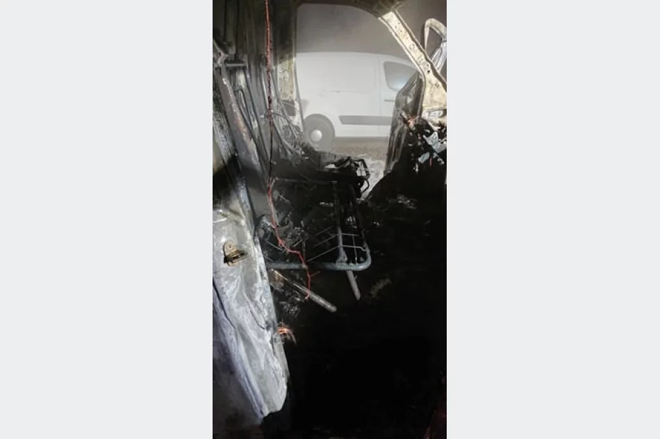 Zapaliły się samochody znajdujące się przy warsztacie - zdjęcie 4