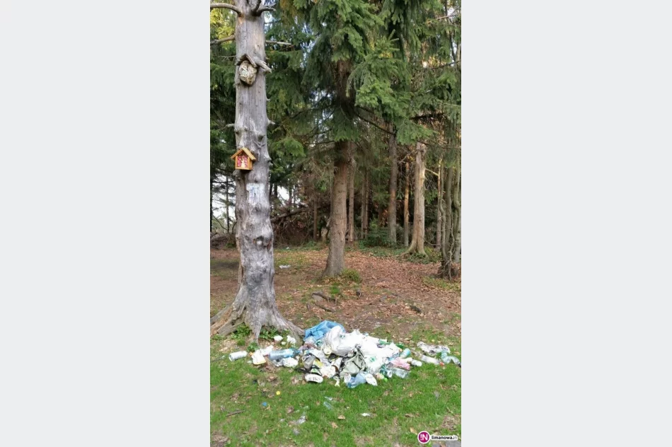 Dziurawa wieża na Mogielicy. Promocja przez śmieci - zdjęcie 4