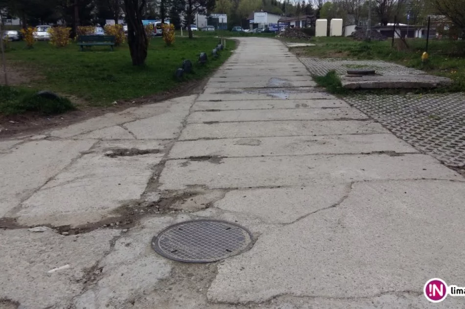 Na szybki remont nie ma co liczyć, powodem ubiegłoroczne protesty części mieszkańców - zdjęcie 2