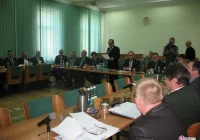 MEN majstruje przy subwencjach - zdjęcie główne