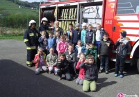 Dzieci poznawały pracę strażaków. Ochotnicy zapraszają do zwiedzania remizy - zdjęcie główne