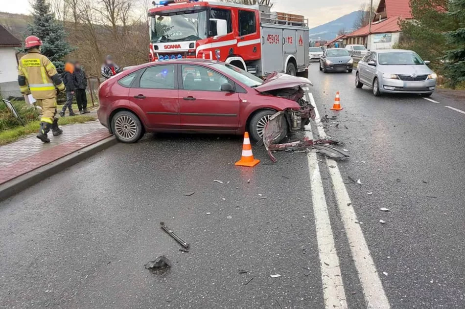 Czołowo-boczne zderzenie dwóch aut, jedna osoba poszkodowana - zdjęcie 4