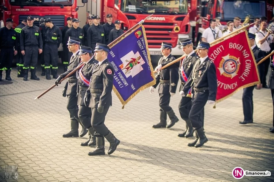 Podziękowania, życzenia i gratulacje - Powiatowy Dzień Strażaka - zdjęcie 2