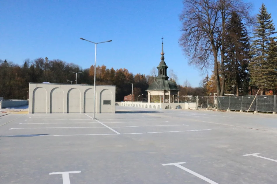 Na nowym parkingu trwają prace wykończeniowe - zdjęcie 15