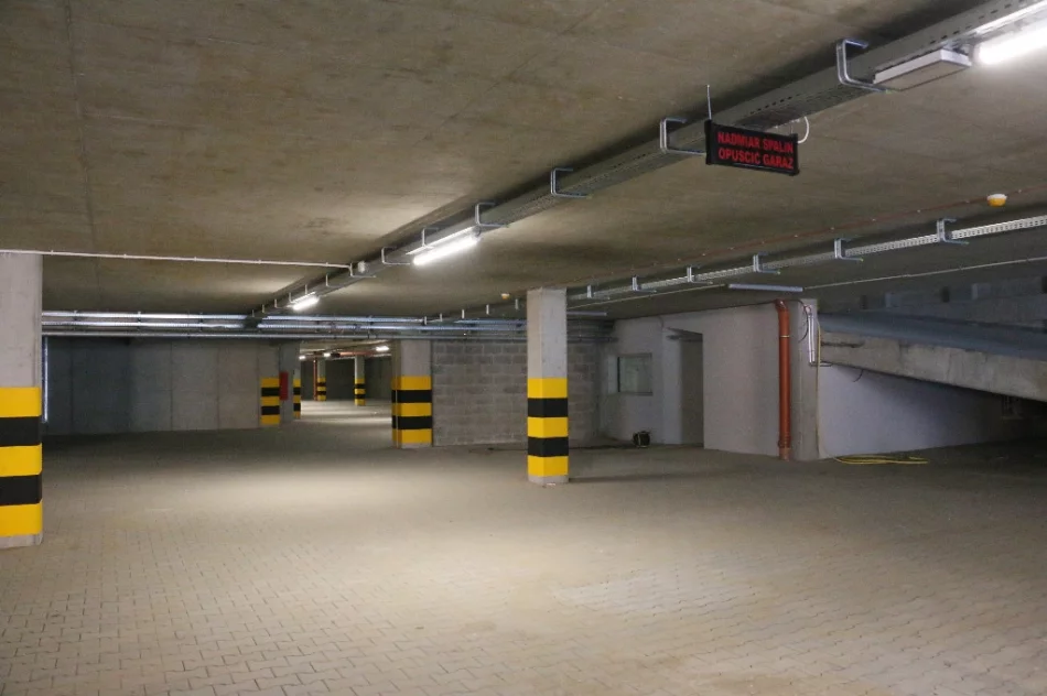 Na nowym parkingu trwają prace wykończeniowe - zdjęcie 18