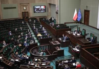 Sejm za częścią poprawek. Pomoc "COVID-19" do większej liczby branż,  m.in.: kateringu, transportu, kultury i handlu - zdjęcie główne