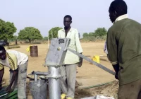 Zbudowano studnie w afrykańskiej parafii, w której posługuje duchowny z Limanowszczyzny - zdjęcie główne