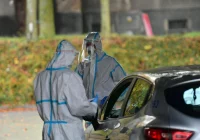 Ponad 13 000 nowych zakażeń w Polsce, szczepionki w styczniu. Szczepionka Sanofi dopiero za rok - zdjęcie główne