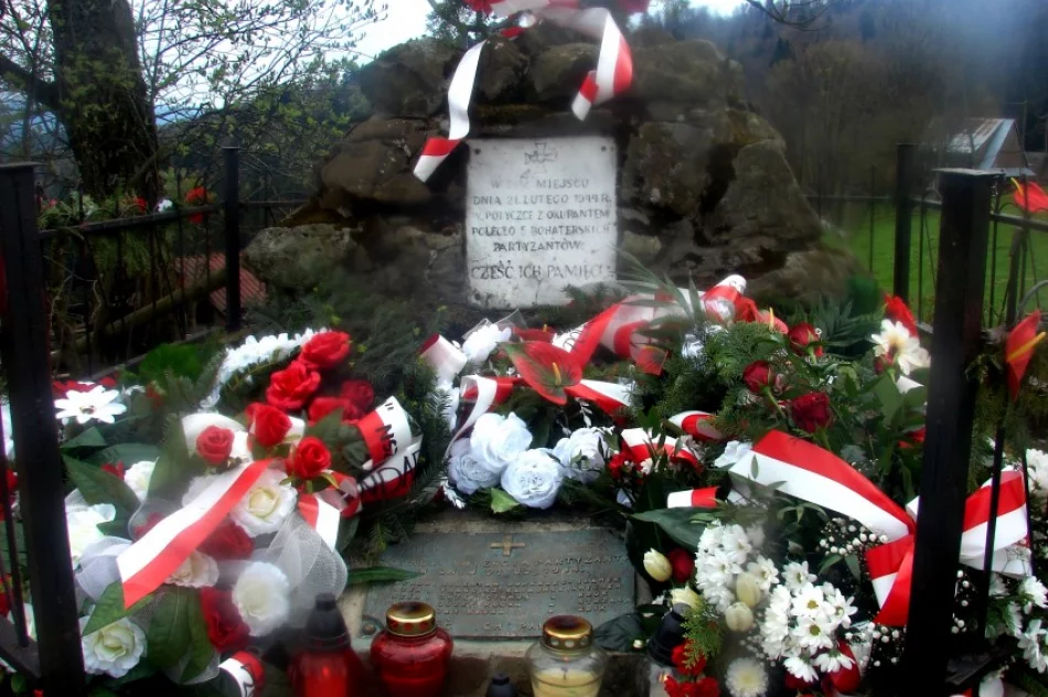 Niemcy w odwecie spalili rodzinę - zdjęcie 2