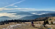 Dziś w dolinach gęste mgły, a górach świeci słońce (zdjęcia i wideo) - zdjęcie 5