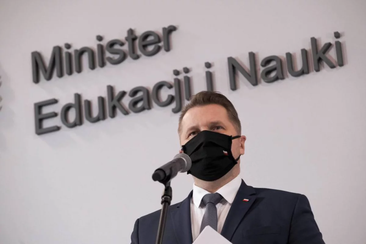 Minister o scenariuszu powrotu dzieci do szkół