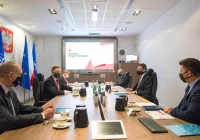 W styczniu rozpoczęcie procesu szczepień w Polsce. „Przyjazd do Polski lepiej przełożyć”. Nowe dane o COVID-19 - zdjęcie główne