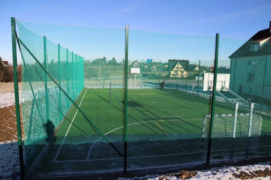 Przebudowa boiska sportowego w Starym Rybiu zakończona - zdjęcie 5