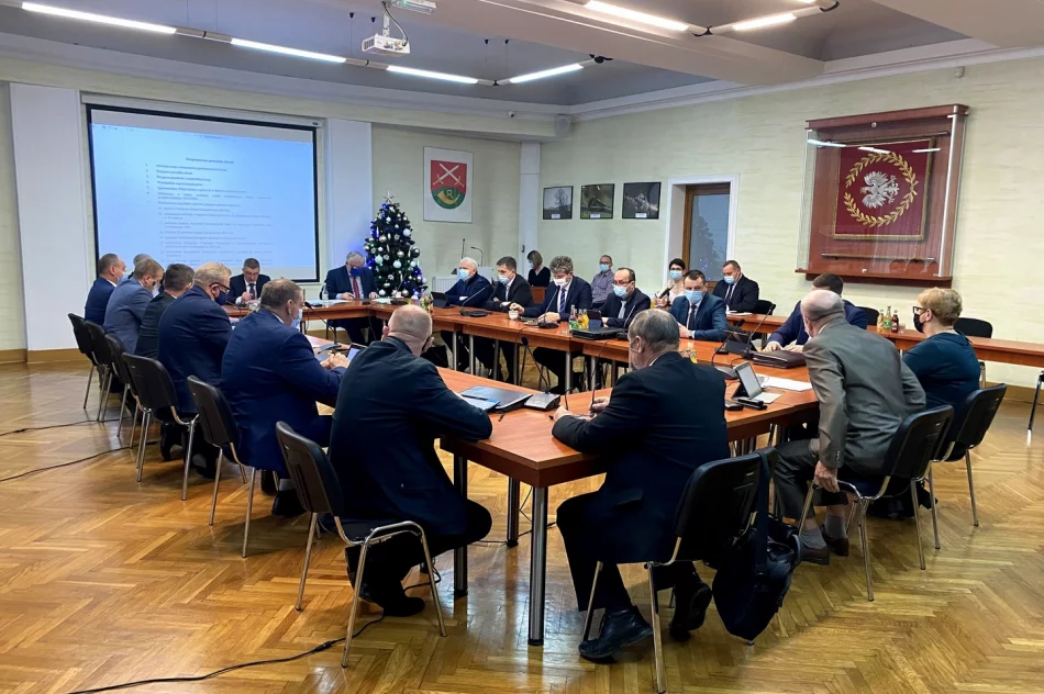 Obradowała XVI sesja Rady Gminy Limanowa - zdjęcie 3