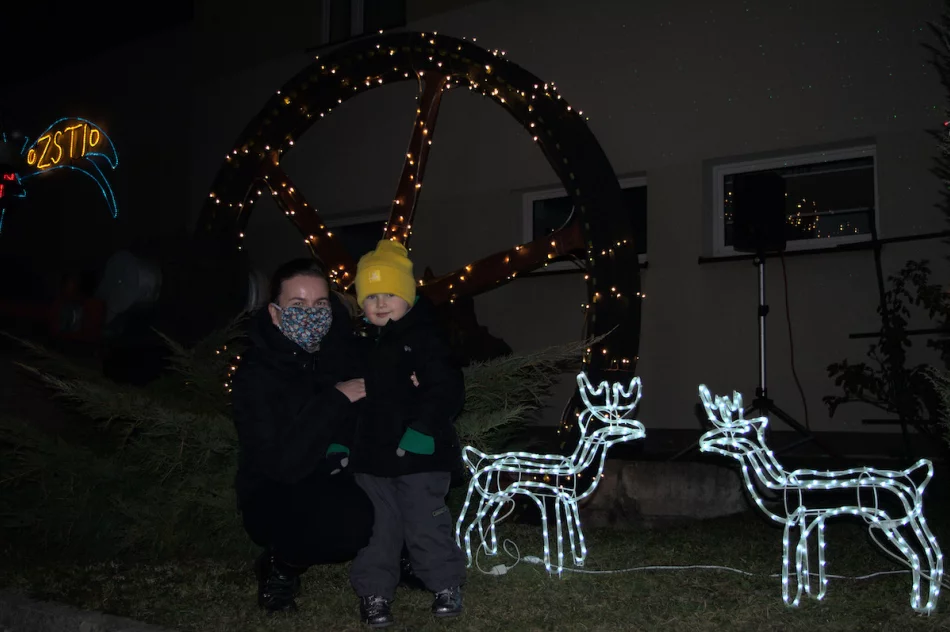 W ZSTI rozpalili świąteczną radość - zdjęcie 3