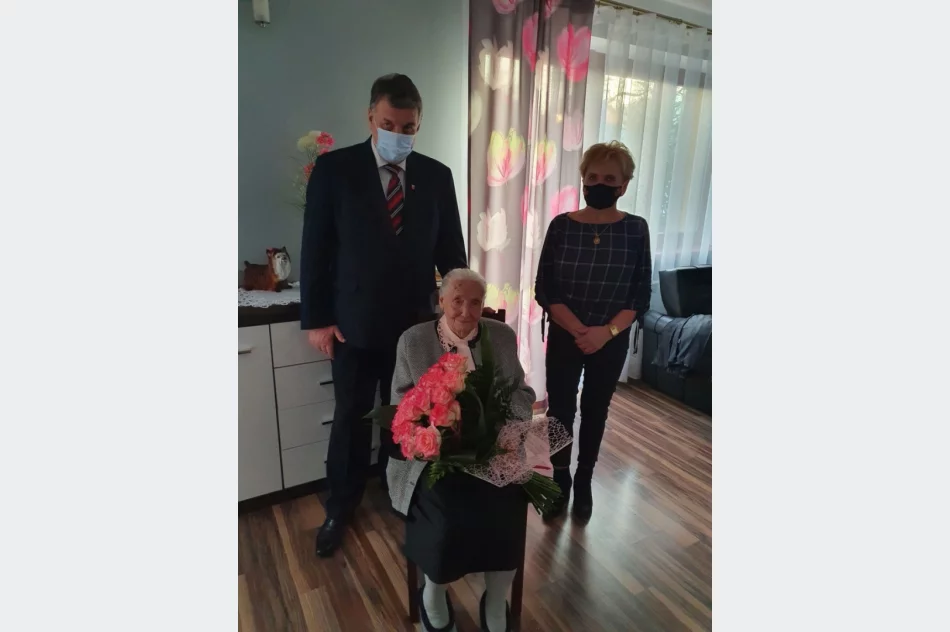 Pani Władysława dołączyła do grona stulatków - zdjęcie 2