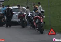 Kolizja motocykli z fordem - zdjęcie główne