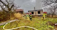 Pożar budynku - w pogorzelisku znaleziono ciało - zdjęcie 3