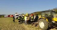 Witowice Dolne - człowiek przygnieciony przez ciągnik - zdjęcie 3