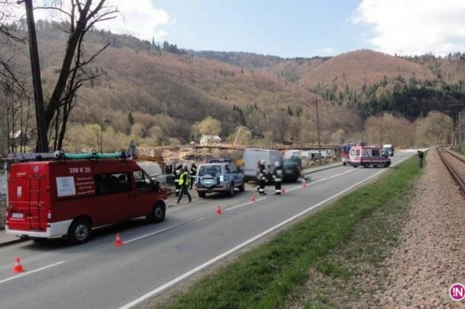 Żegiestów – zderzenie dwóch samochodów - zdjęcie 4