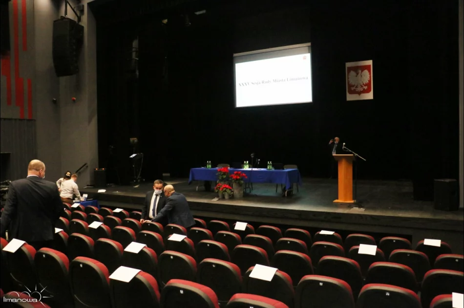 BUDŻET MIASTA 2021 PRZYJĘTY - zdjęcie 2