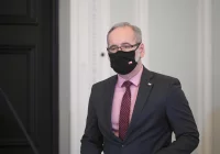 Niedzielski: rozważamy ograniczenie dostępu do usług dla niezaszczepionych - zdjęcie główne