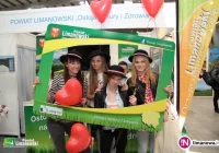 Powiat promował się na targach turystyki, a stoisko przyciągało 'rzesze potencjalnych turystów' - zdjęcie główne