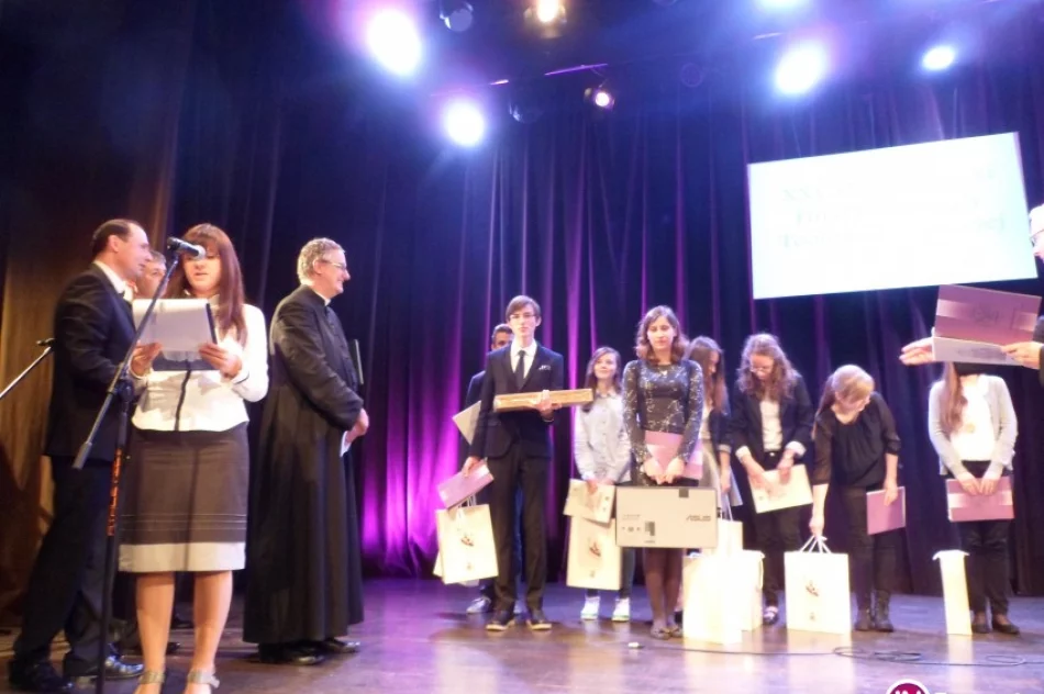 Rachela na ogólnopolskim podium Olimpiady Teologicznej - zdjęcie 2