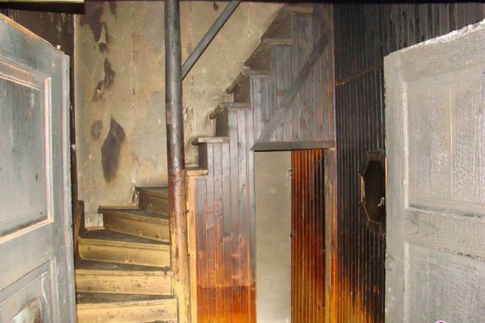 Płonął dom przy Jeziorańskiego - zdjęcie 3