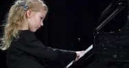 Instrumentaliści na scenie - zdjęcie 3