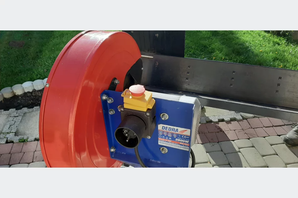 Pilarka do drewna Dedra - zdjęcie 1