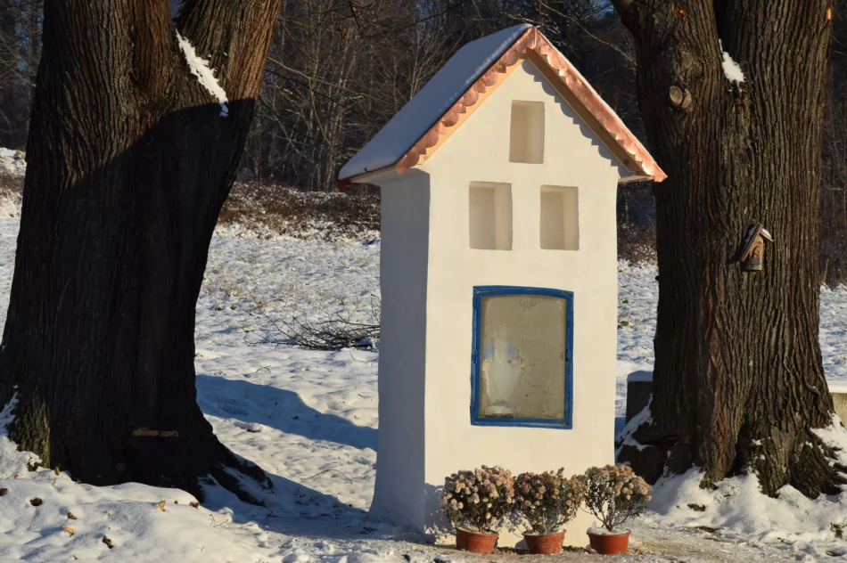 Wyremontowano 125-letnią kapliczkę - zdjęcie 7