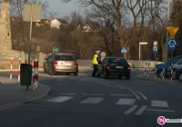 Kontrole trzeźwości na środku ronda - zdjęcie główne