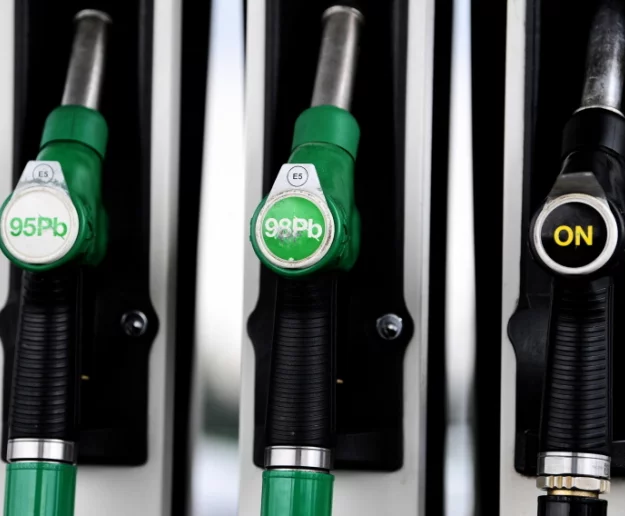 Poród na stacji benzynowej - zdjęcie główne