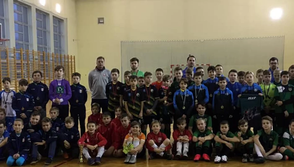 Halowa walka o Puchar Wójta - zdjęcie 1